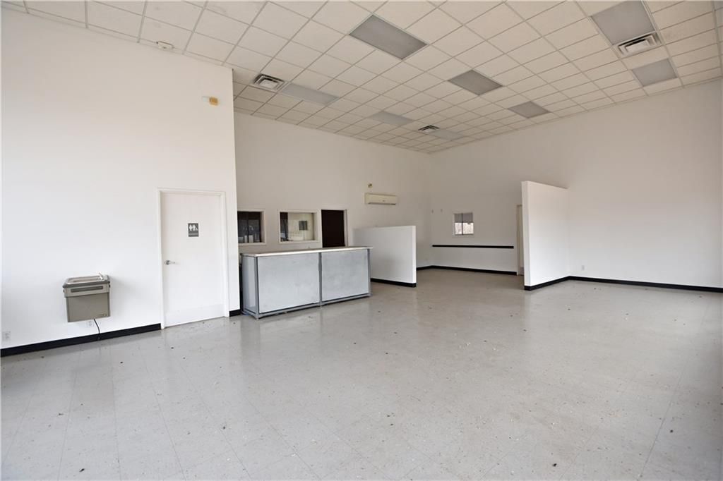 Tire Center & Family Dollar: 820 S Division Street, Guthrie, OK 73044
